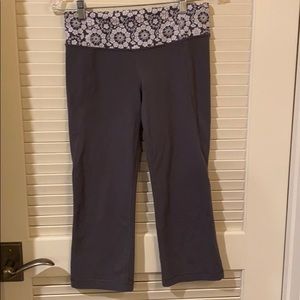Lululemon sz 6/8 yoga pant